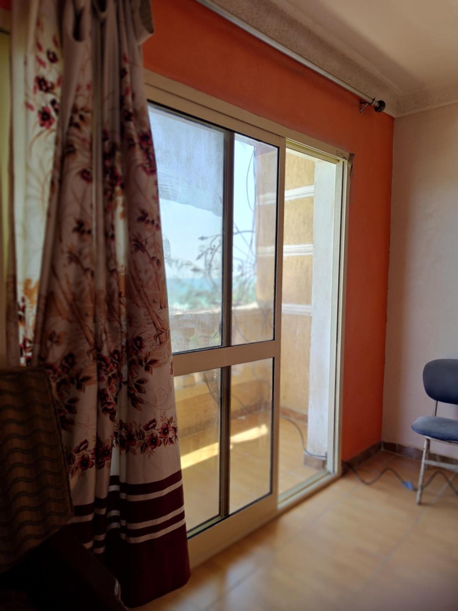 Apartment تطل علي البحر دقيقة من القوات المسلحه البيطاش Alexandria
